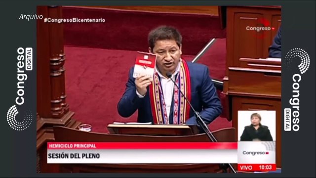 Peru: Pedro Castillo anuncia renúncia de todo o gabinete