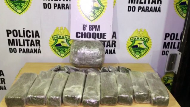 Choque flagra duas pessoas transportando maconha e haxixe em ônibus durante fiscalização em Cascavel