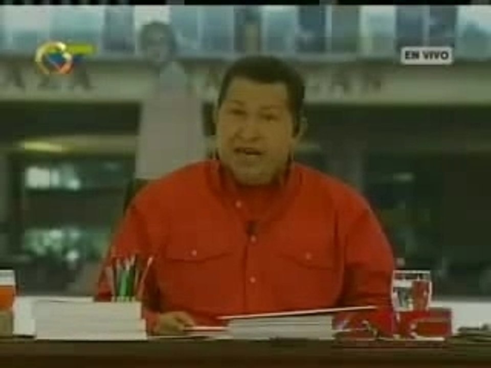 Chávez manda tropas a la frontera