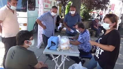 Vali Atay: "Yoğun bakımda tedavi görenler aşısız kişilerden oluşuyor"