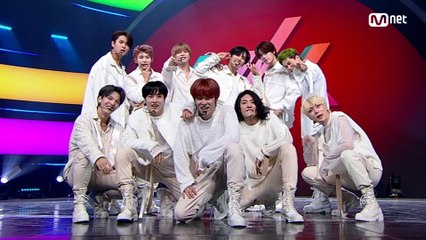 'NIK'의 꽉 찬 무대! 'Santa Monica' 무대