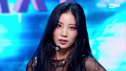 대서사의 시작 '크랙시(CRAXY)'의 '가이아(GAIA)' 무대