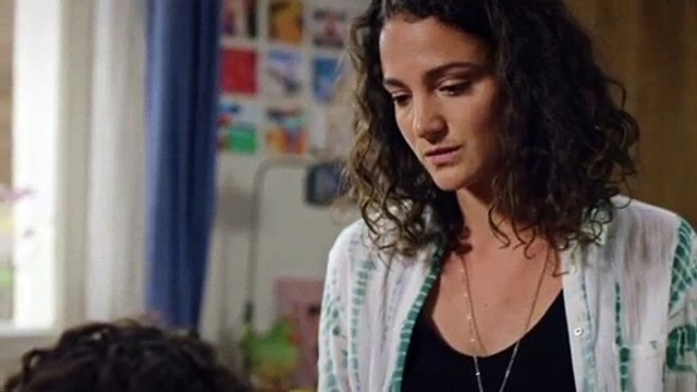 Plus belle la vie : [Indiscrétion] - Emma raye défitivement Camille de sa vie