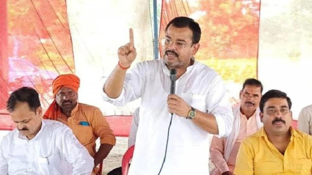 Lakhimpur: UP police says looking for suspect Ashish Mishra