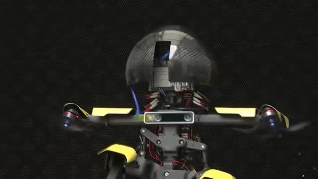 Un robot que hace equilibrios y sortea obstáculos
