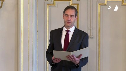 Sai o Nobel de Literatura