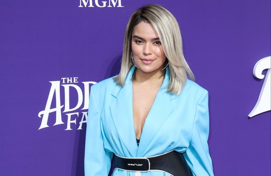 Karol G se escapa de sus propios guardaespaldas para irse de fiesta