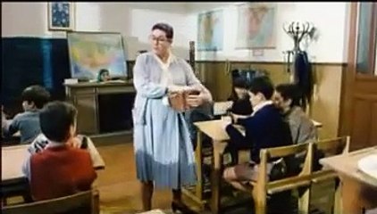 luis garcia berlanga   el sueno de la maestra cortometraje]