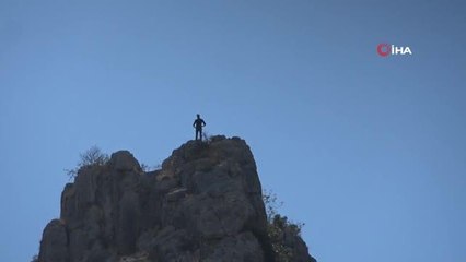 Eşiyle tartıştı, intihar etmek için Kozan Kalesi'ne çıktı