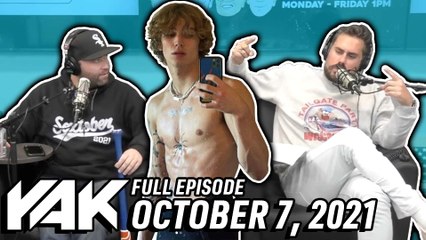 Tik Tok Stars Vinnie Hacker & White Sox Dave Invade The Yak