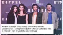 Romain Duris face à Emma Mackey, transformée : la star de Sex Education plus glamour que jamais