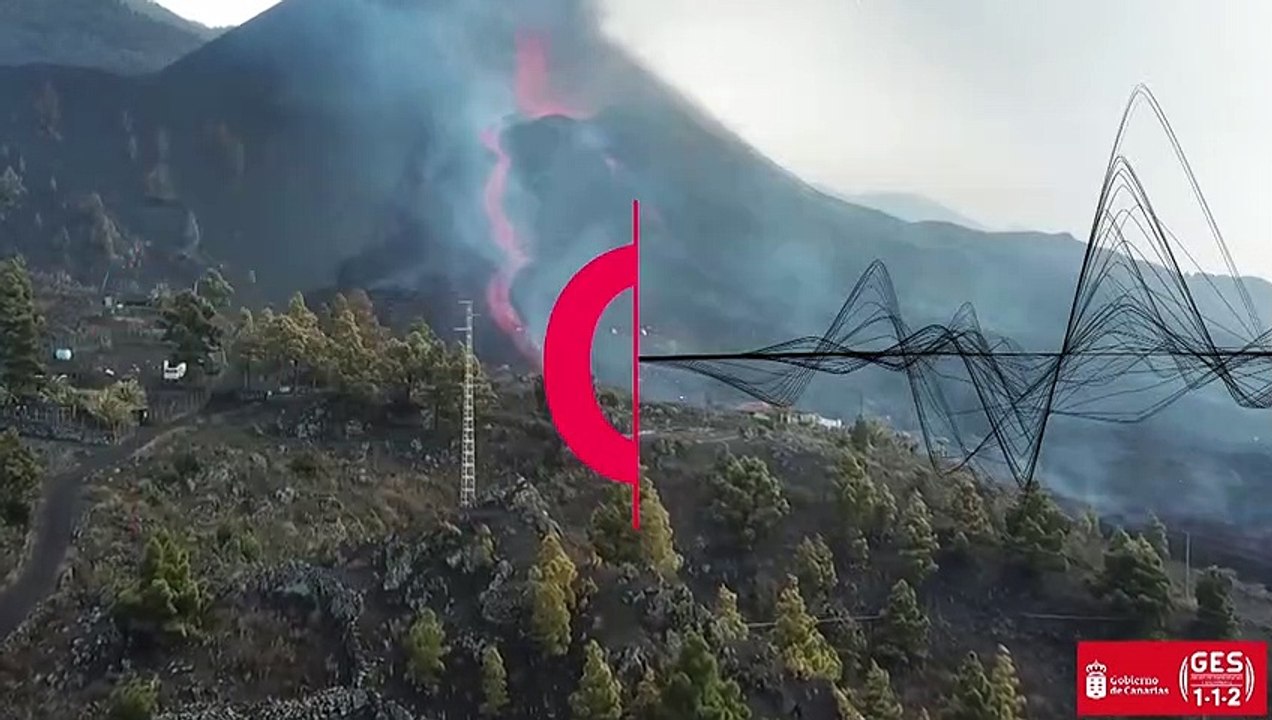 Vulkan auf La Palma: Felsbrocken schwimmen im Lavastrom bergab