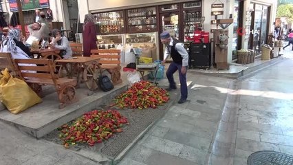 Denizli'nin meşhur biberi sonbaharda yoğun ilgi gördü