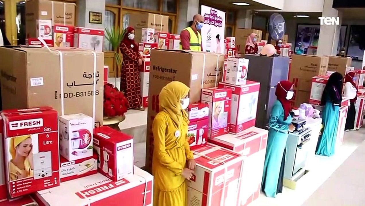 ضمن مبادرة دكان الفرحة.. صندوق تحيا مصر يسلم تجهيزات الزواج لـ20 فتاة أولى بالرعاية بمحافظة أسيوط