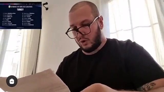 Şahan Gökbakar TRT spikerini ti’ye aldı