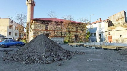 1 ton 200 kilo demir 10 dakikada çalındı