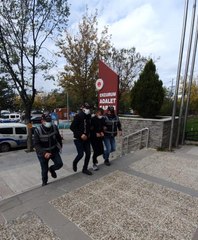 Isparta'dan Erzurum'a geldi, maske takıp genç kadının çantasını gasp etti