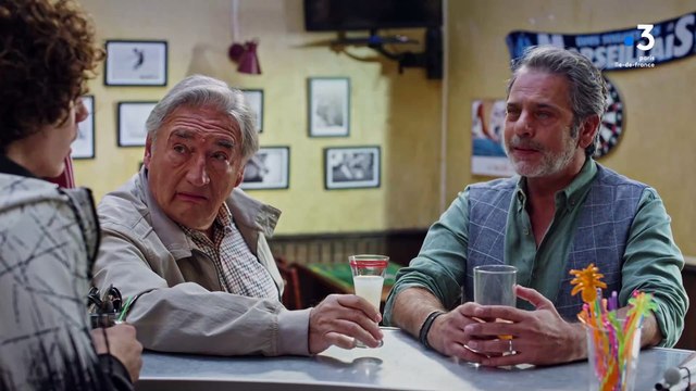 Découvrez l'hommage des acteurs de la série de France 3 Plus belle la vie à Bernard Tapie: Au boss ! - VIDEO