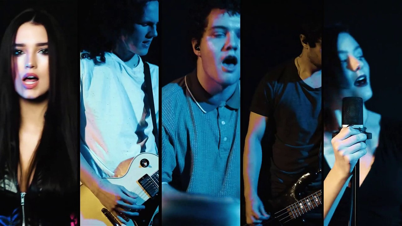 _Enter Sandman_ - Metallica (song cover)