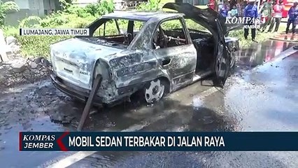 Mobil Sedan Terbakar di Jalan Raya, Pemilik Shock