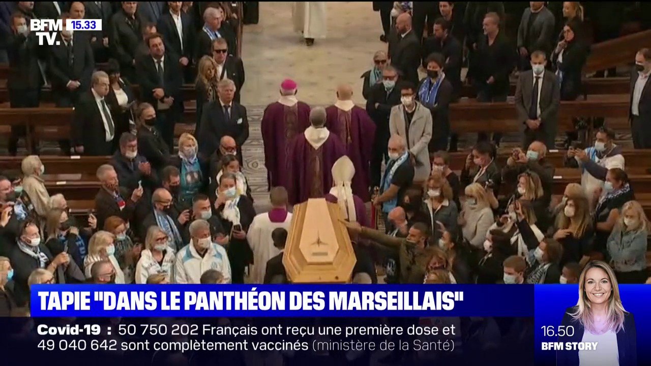 Cris des supporters, écharpes de l'OM et messe solennelle: retour sur la journée d'obsèques de Bernard Tapie