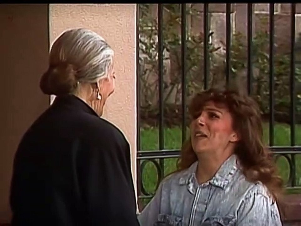 Rosa Salvaje  Capítulo 48  En la casa de la abuela