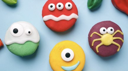 Break Out the Candy Decorations as Early as Halloween with This Fun Family Project