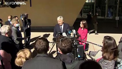 Bruxelas prepara resposta a desafio da Polónia em matéria de justiça