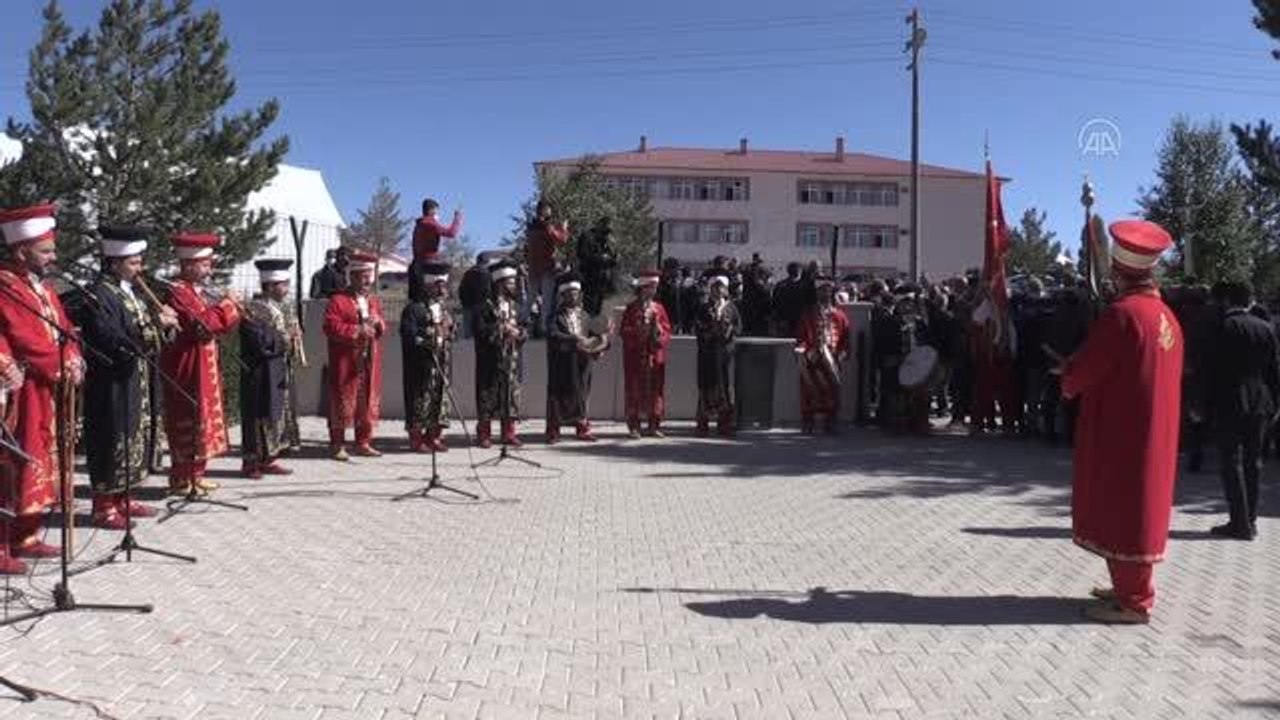 AK Parti'li Binali Yıldırım, annesinin adı verilen yüksekokulun açılışında konuştu