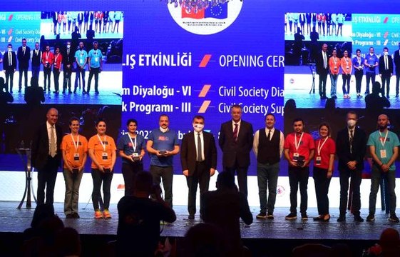 Bakan Yardımcısı Kaymakcı: Türkiye'nin Avrupa Birliği sürecinin sivil toplum tarafından hızlandırılacağına inanıyoruz