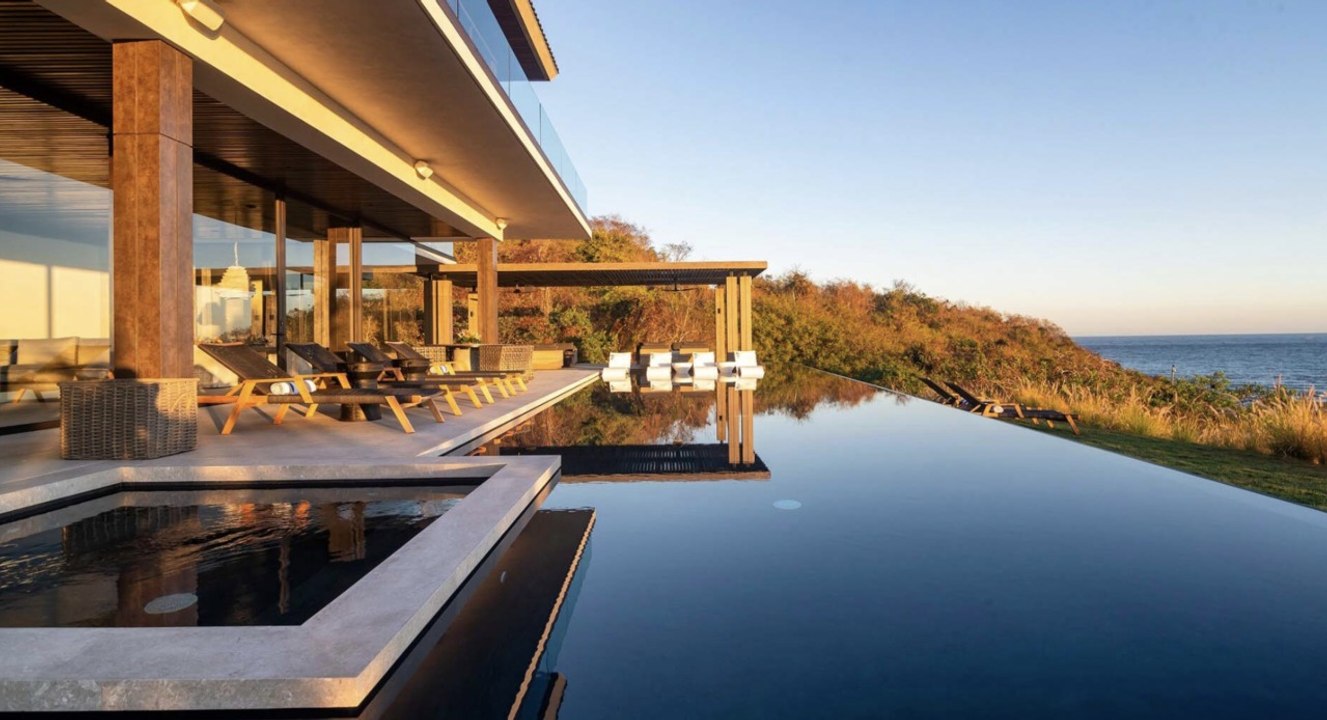 Marriott's New Vacation Rental Package Lets You Stay in Luxury Homes and Enjoy Hotel Ameni