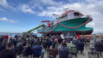 7 milyon dolara imal edilen balıkçı gemisi denize indirildi