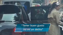 Exhiben a Lilly Téllez subiendo a un Porsche; 