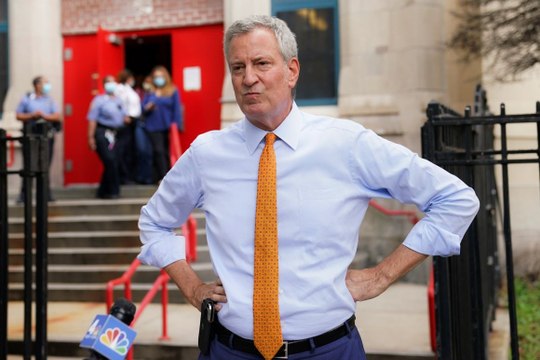 Informe: Bill de Blasio, alcalde de la ciudad de Nueva York, hizo mal uso de los recursos