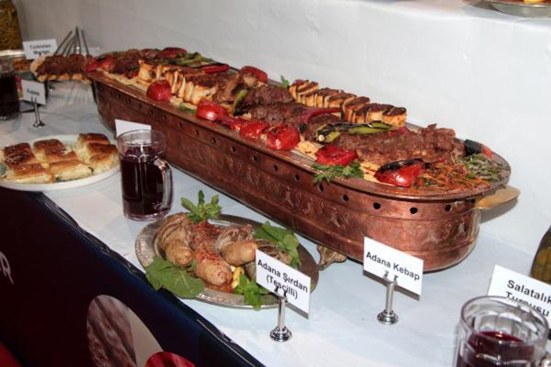 5'İNCİ 'ULUSLARARASI ADANA LEZZET FESTİVALİ'NİN GALA YEMEĞİ YAPILDI