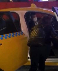 Son dakika! Ataşehir'de bir taksici çocuklu yolcuyu almadı, o anlar kameraya yansıdı