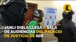 La llegada de Janli Disla a la sala de audiencias del Palacio de Justicia de Santo Domingo Este