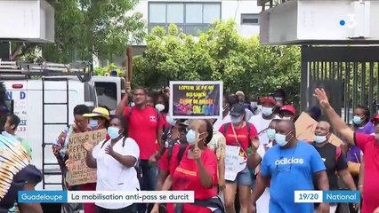 Guadeloupe : la mobilisation des anti-pass sanitaire franchit un nouveau cap