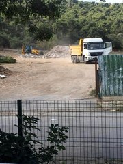 Büyükada'da inşaat atıklarını ormanlık alana döktüler