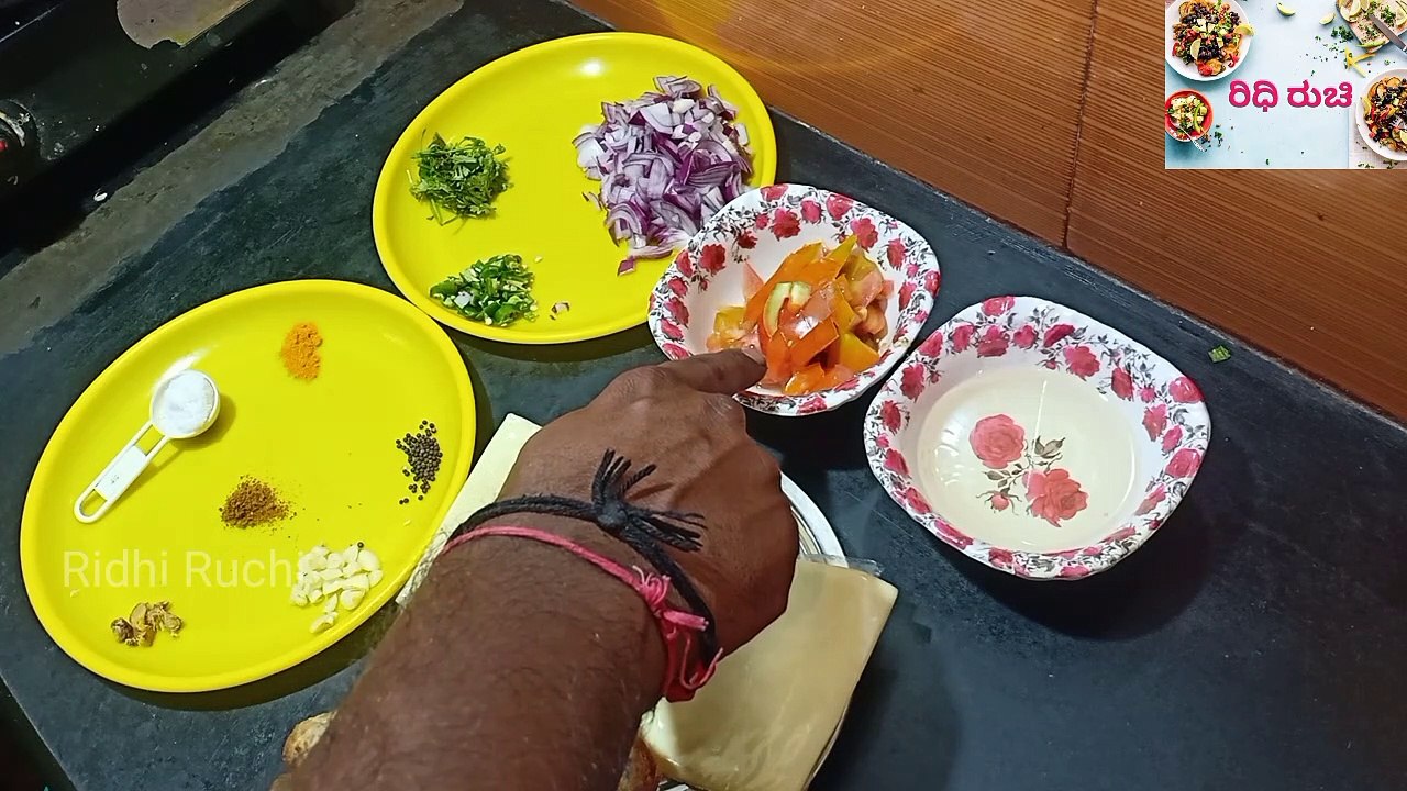 Bread Cheese Roast / ಬ್ರೆಡ್ ಚೀಸ್ ರೋಸ್ಟ್ / Ridhi ruchi