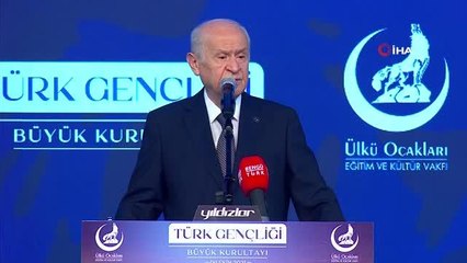 MHP Lideri Bahçeli: "Üniversite kapılarında öğretim üyelerine meydan okuyan, taş atan, hakaret eden bir güruhun Türk gençliğini değil, hain planları...