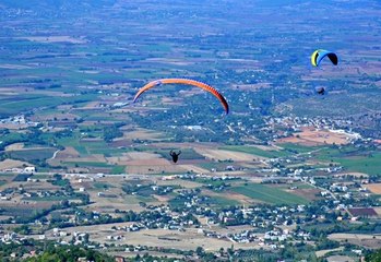 Osmaniye'de gökyüzü renklendi