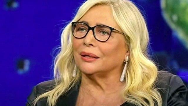 “Purtroppo è così”. Mara Venier, la decisione Rai su Domenica In una scelta inevitabile