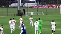 Galatasaray hazırlık maçında Tuzlaspor’u 4-3 mağlup etti