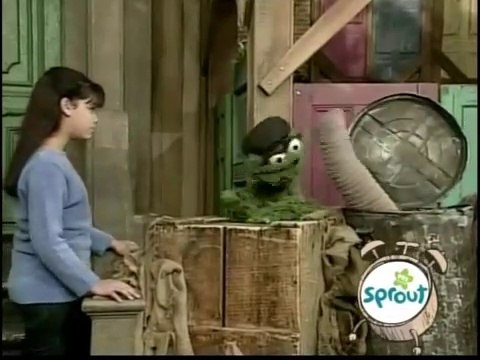 Sesame Street Episode 3902 (Oscar's Pet Elephant Fluffy Is Missing) (2000)