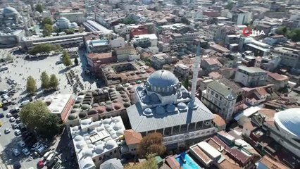 Rüstem Paşa Camii'nde bulunan 400 yıllık Kabe tasvirli çini pano