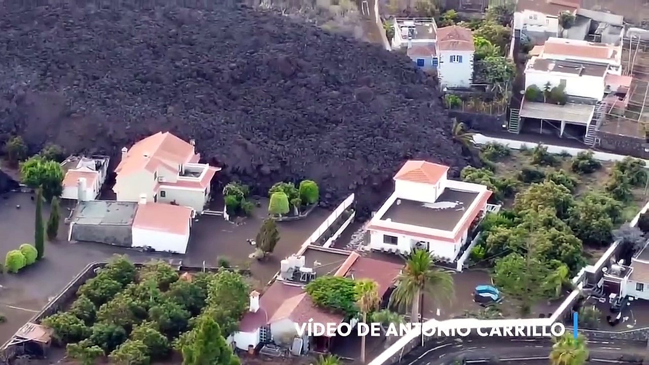 ULTIMA HORA  HÉROE de la catástrofe del VOLCÁN de La Palma  (Lo SANCIONAN )