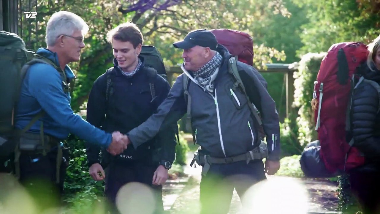 TV-SPOT på ~ FØRST TIL VERDENS ENDE | Den 15 Marts på TV2 & TV2 Play | I aften 20.00 & vises også på TV2 Play | 2020 ~ TV2 Danmark