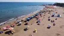 Hava sıcaklığı 33 dereceyi buldu, tatilciler Kızkalesi'ne akın etti