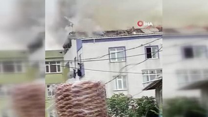 Son dakika... Yangında herkes binayı terk ederken, o ipe asılı çamaşırlarını topladı